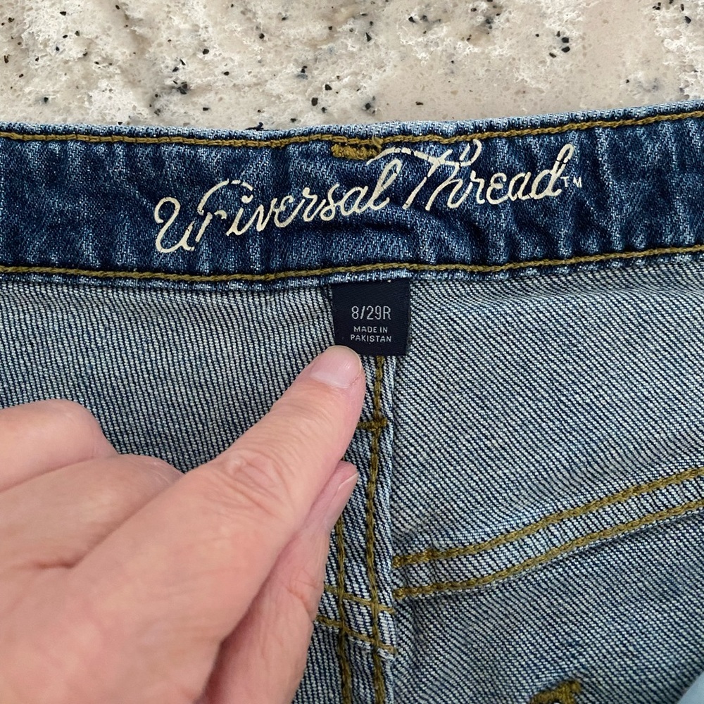 EUC Universal Thread high rise straight leg jeans, size 8/29R - Picture 6 of 7